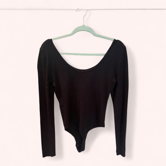 Garage Semi Sheer Stretchy Basic Long Sleeve Affordable Black Bodysuit  Size M - Picture 3 of 6